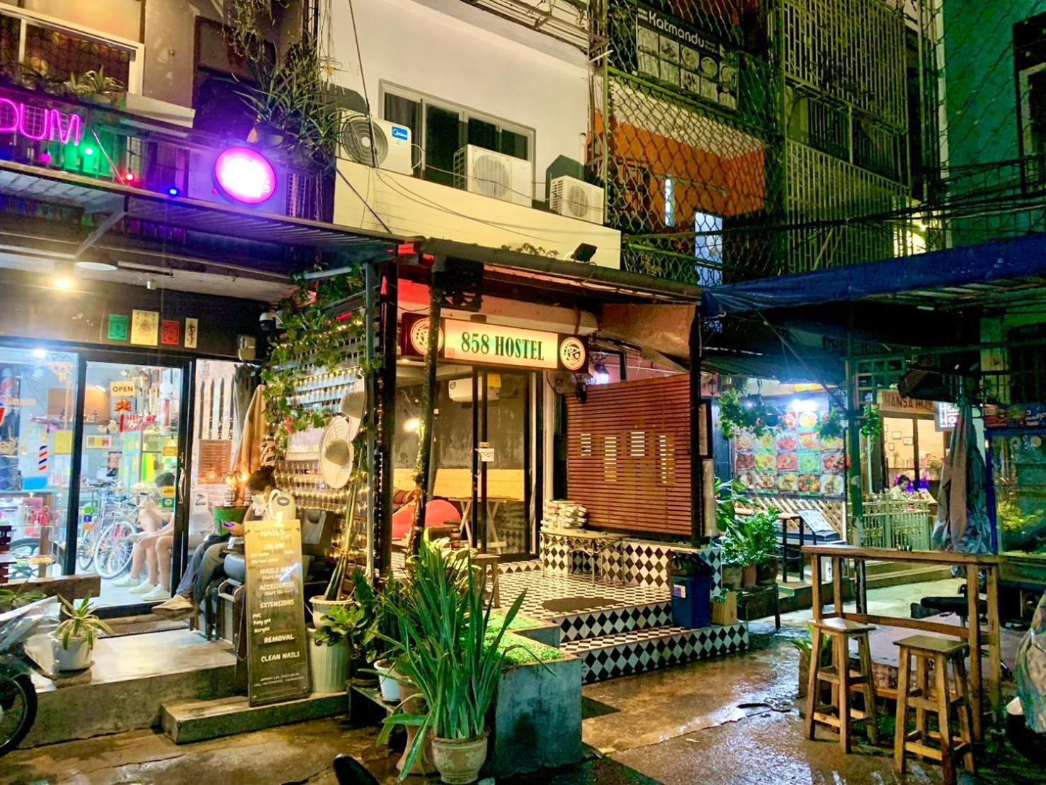 858Hostel Bkk In Khaosan Road Banguecoque Exterior foto